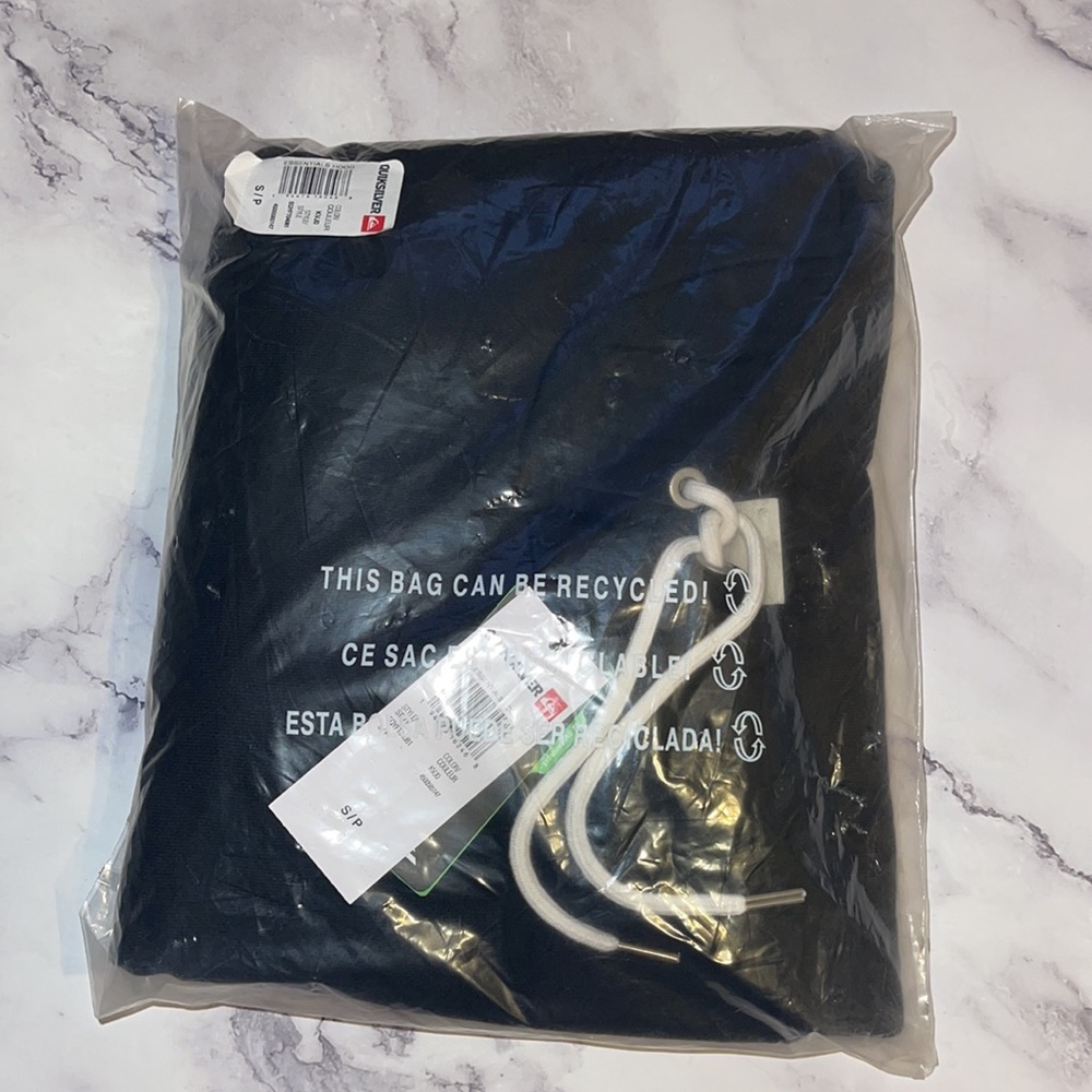 🔥Quiksilver Essentials Hoodie NWT - Picture 6 of 6